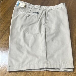 Dockers Men's Gray Shorts